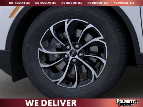 New 2026 Lincoln Nautilus Premier image 19