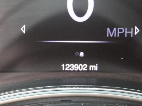 Used 2014 Jeep Grand Cherokee Limited w/ Trailer Tow Group IV AWD/4WD image 21