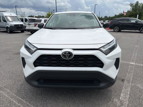 Used 2024 Toyota RAV4 LE FWD image 6