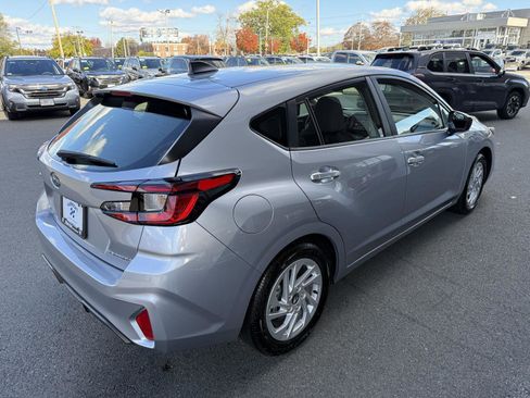 Certified 2025 Subaru Impreza 2.0i image 5