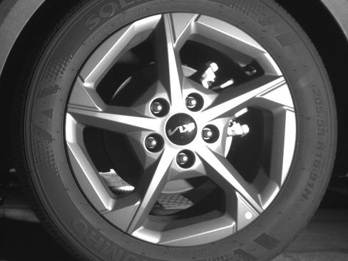 Used 2025 Kia K4 LXS image 14