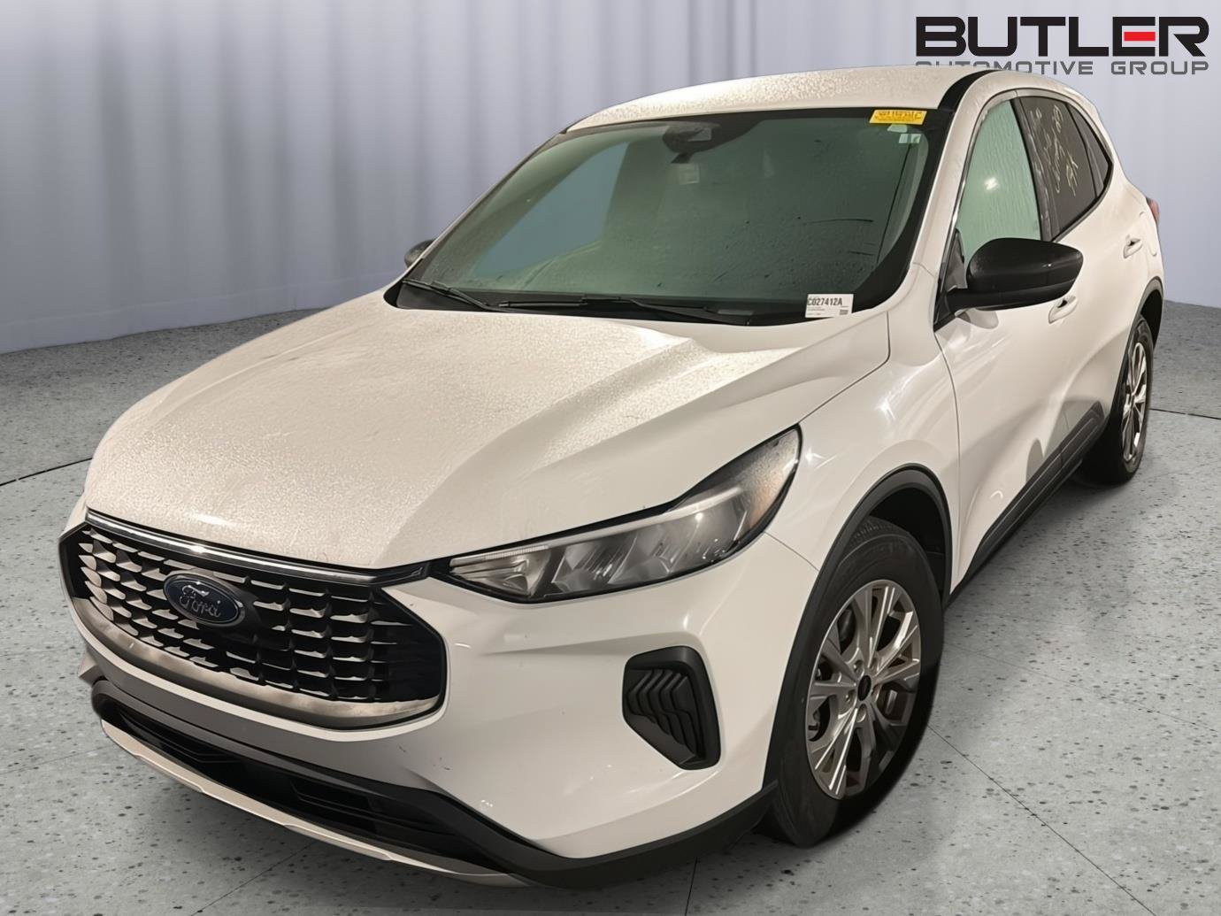 Used 2023 Ford Escape Active FWD image 2