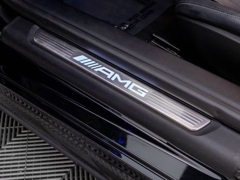 Used 2022 Mercedes-Benz SL 55 AMG 4MATIC image 12