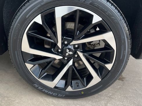 Used 2024 Mitsubishi Outlander SE FWD image 26