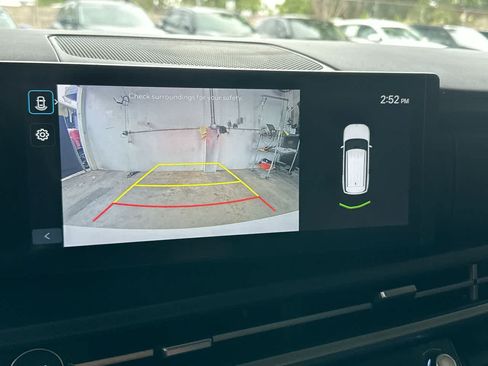 Used 2024 Hyundai Santa Fe SEL FWD image 19