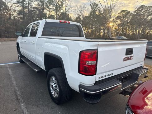 Used 2015 GMC Sierra 2500 SLE image 4