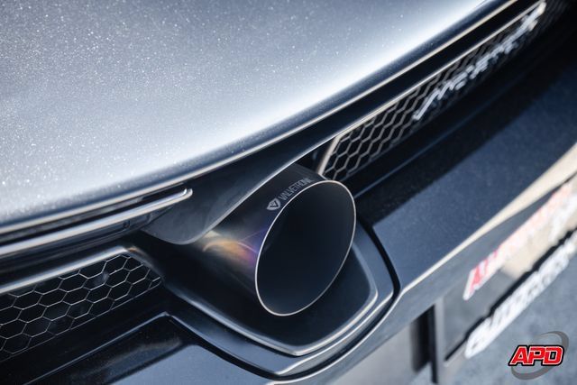 Used 2019 McLaren 720S RWD image 37