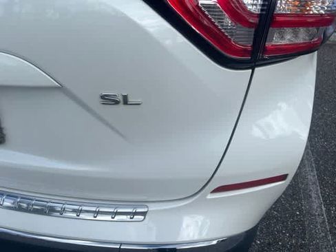 Used 2015 Nissan Murano SL w/ SL Technology Package FWD image 4