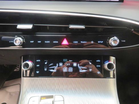 New 2026 Genesis GV70 2.5T Sport Prestige image 17