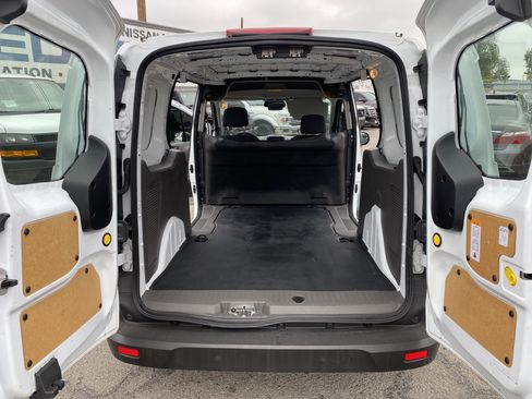 Used 2022 Ford Transit Connect XL FWD image 18
