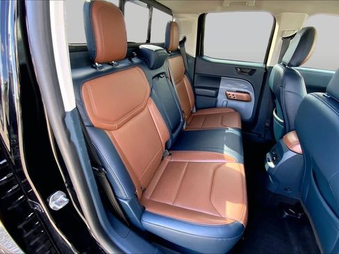 Certified 2022 Ford Maverick Lariat FWD image 18