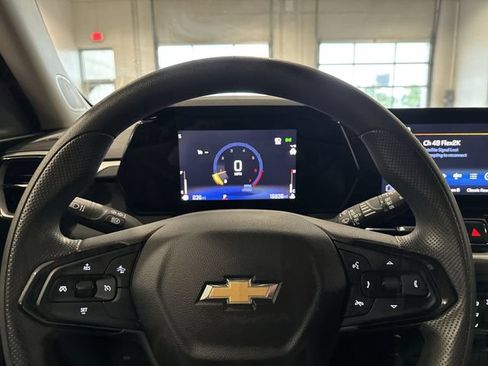 Used 2024 Chevrolet TrailBlazer LT w/ Driver Confidence Package FWD image 23