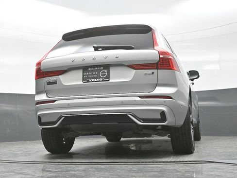 Used 2023 Volvo XC60 B5 Plus w/ Climate Package AWD/4WD image 23