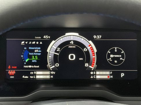 New 2026 Toyota Tundra Platinum w/ TRD Off-Road Package image 21