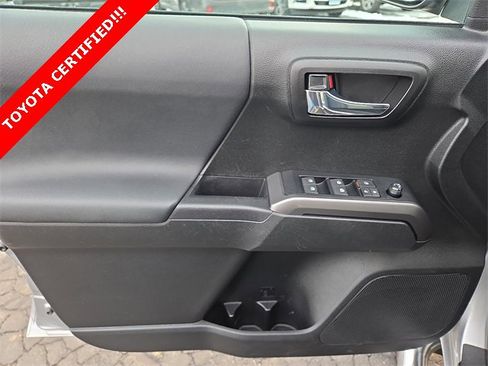 Certified 2021 Toyota Tacoma TRD Off-Road w/ Technology Package image 13
