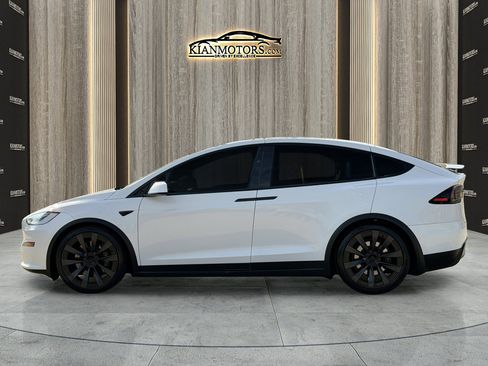 Used 2023 Tesla Model X image 10