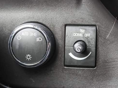 Used 2022 Chevrolet Express 3500 w/ Driver Convenience Package image 47