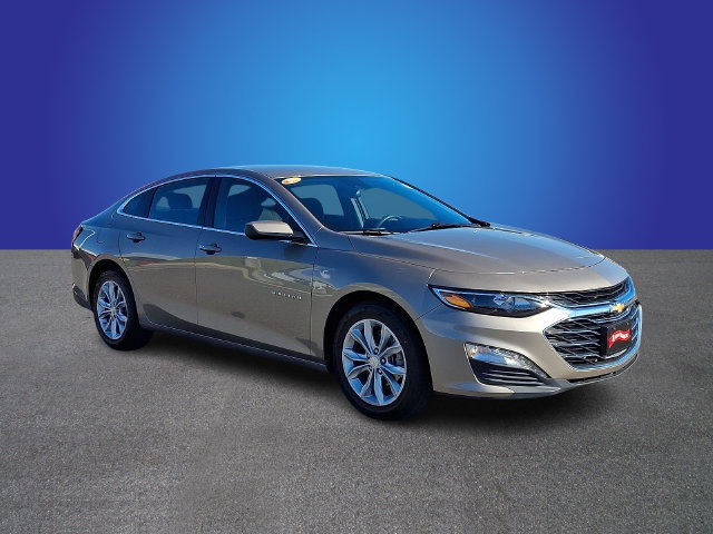Used 2025 Chevrolet Malibu LT FWD image 3