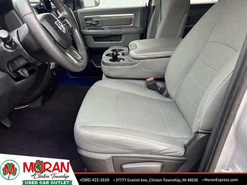 Used 2018 RAM 1500 Classic SLT image 16