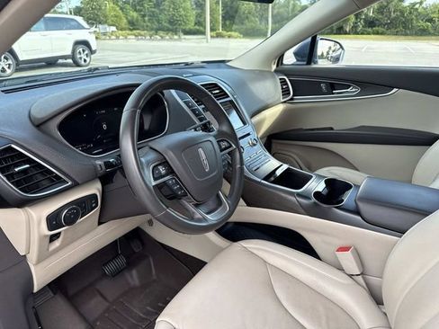 Used 2019 Lincoln Nautilus Select FWD image 21