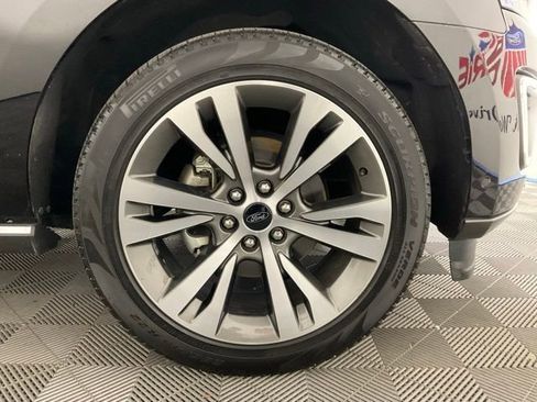 Certified 2021 Ford Expedition Limited image 10