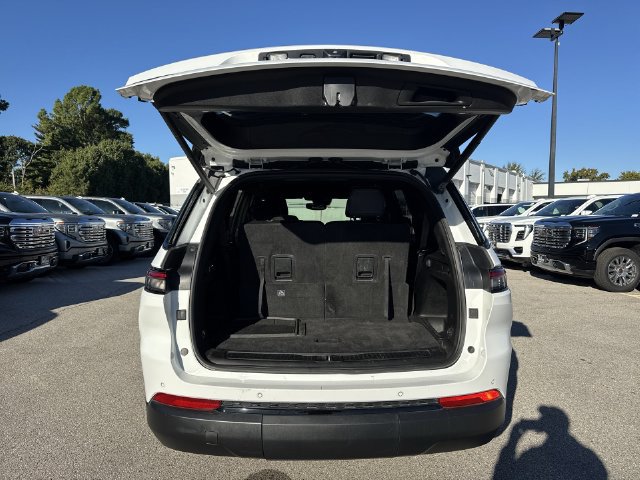 Used 2021 Jeep Grand Cherokee L Laredo AWD/4WD image 24
