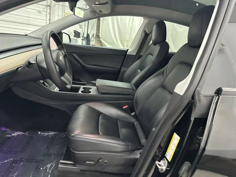 Used 2021 Tesla Model Y Long Range AWD/4WD image 18