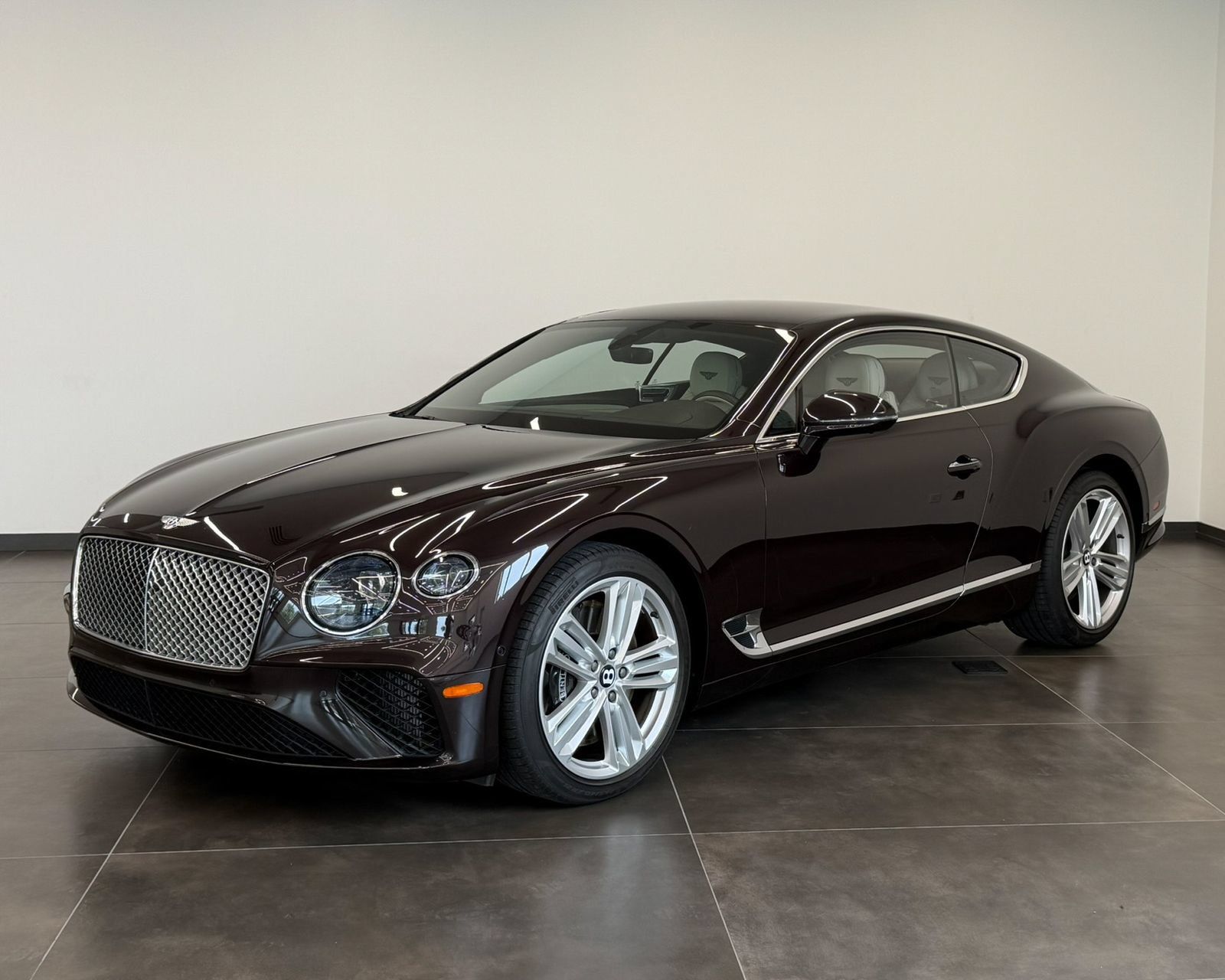 Used 2023 Bentley Continental GT V8 AWD/4WD image 7