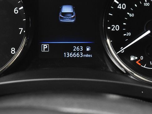 Used 2020 Nissan Rogue Sport SV w/ Technology Package FWD image 21
