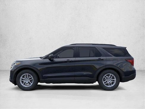 New 2026 Ford Explorer Active w/ Active Comfort Package image 3