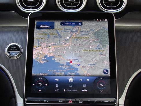 New 2026 Mercedes-Benz GLC 300 4MATIC image 30