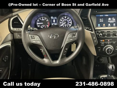 Used 2017 Hyundai Santa Fe Sport AWD/4WD image 17
