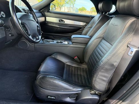 Used 2003 Ford Thunderbird RWD image 11