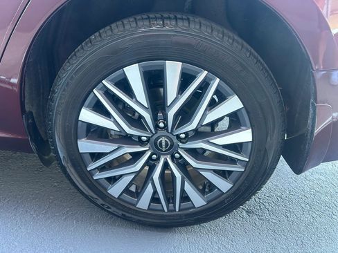 Used 2023 Nissan Altima 2.5 SV AWD/4WD image 17
