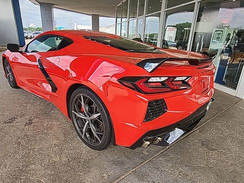 Used 2021 Chevrolet Corvette Stingray Preferred Cpe w/ Z51 Performance Package image 9