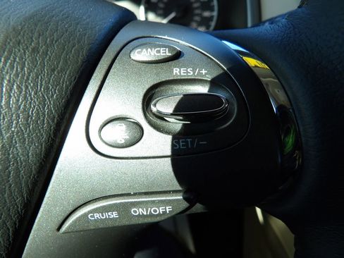 Used 2019 Nissan Murano Platinum w/ Cargo Package image 18