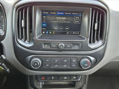 Used 2022 Chevrolet Colorado W/T w/ WT Convenience Package AWD/4WD image 12