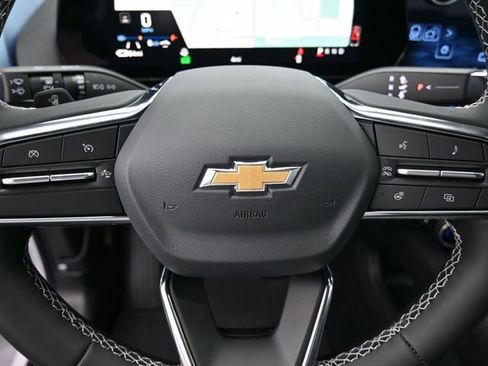 New 2026 Chevrolet Equinox EV LT FWD image 22