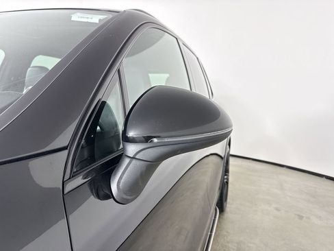 Certified 2015 Porsche Cayenne Turbo AWD/4WD image 12