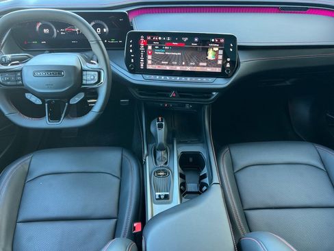 Used 2024 Dodge Charger R/T w/ Plus Group image 15