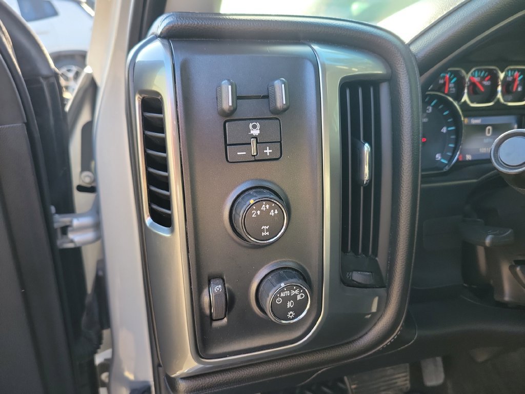 Used 2015 Chevrolet Silverado 3500 LTZ w/ Duramax Plus Package AWD/4WD image 28