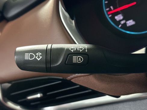 Used 2019 Chevrolet Traverse High Country image 31