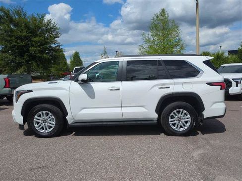 Certified 2025 Toyota Sequoia SR5 AWD/4WD image 3