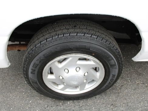 Used 2013 Ford E-150 and Econoline 150 w/ PWR Group image 19