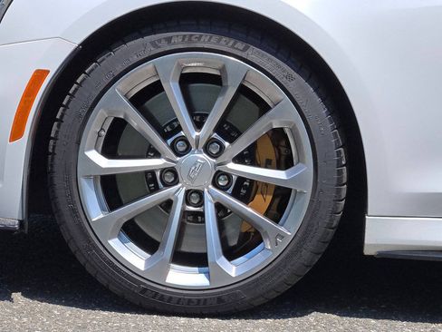 Used 2016 Cadillac ATS V w/ Carbon Fiber Package RWD image 11