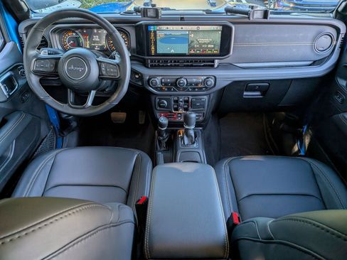 Used 2025 Jeep Wrangler Unlimited Rubicon 392 image 16