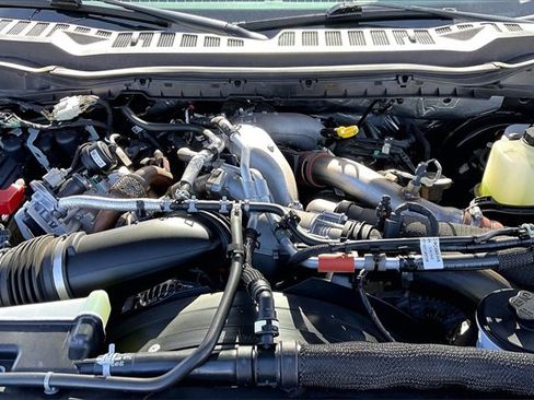 Used 2024 Ford F350 King Ranch w/ Chrome Package image 9