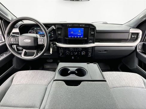 Used 2024 Ford F250 XLT w/ FX4 Off-Road Package image 16