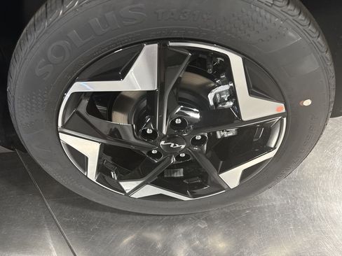 Certified 2026 Kia Seltos S image 12