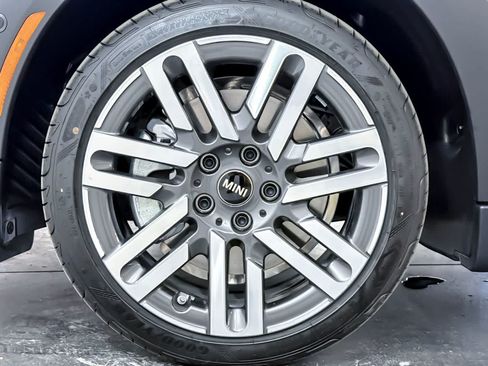 New 2026 MINI Cooper 4-Door Hardtop FWD image 25